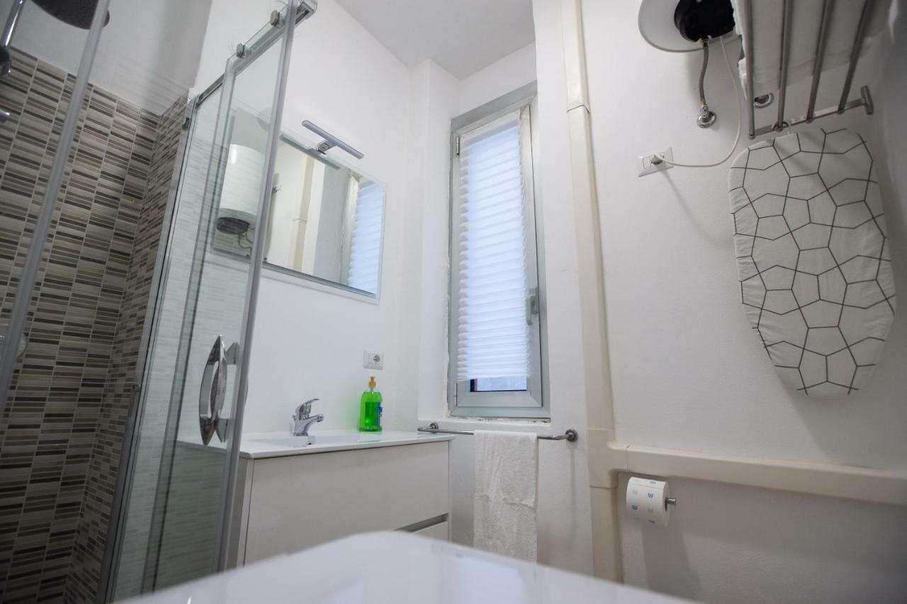 Apartment Via Treviso 6 มิลาน ภายนอก รูปภาพ